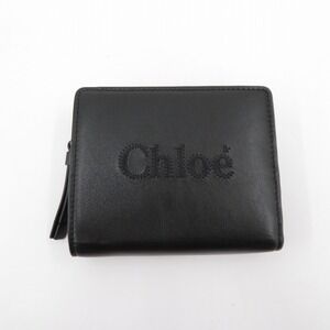 Chloe SENSE Logo Compact Bi fold Wallet Black